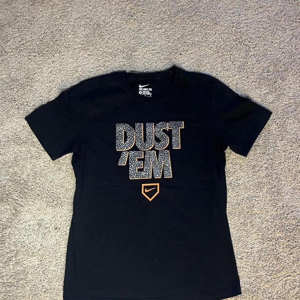 Nike black t-shirt with 'DUST 'EM' graphic and Nike swoosh, size M